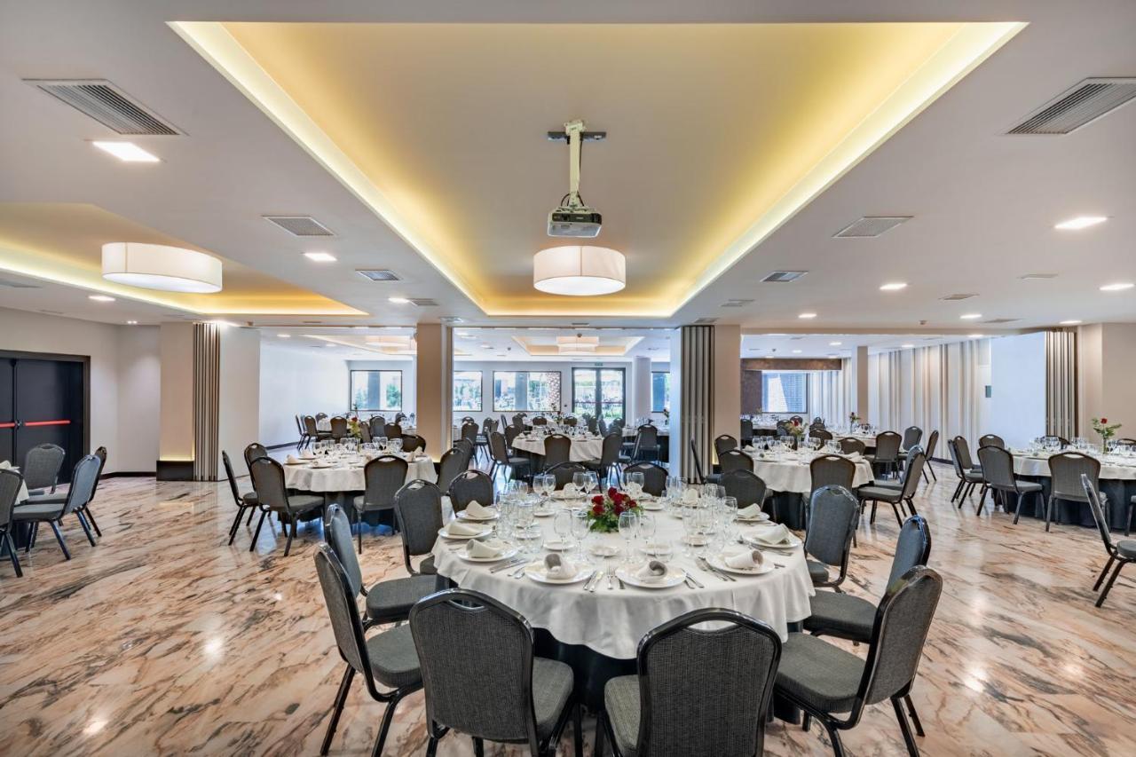 Hotel Parque Real ซิวดัดเรอัล ภายนอก รูปภาพ