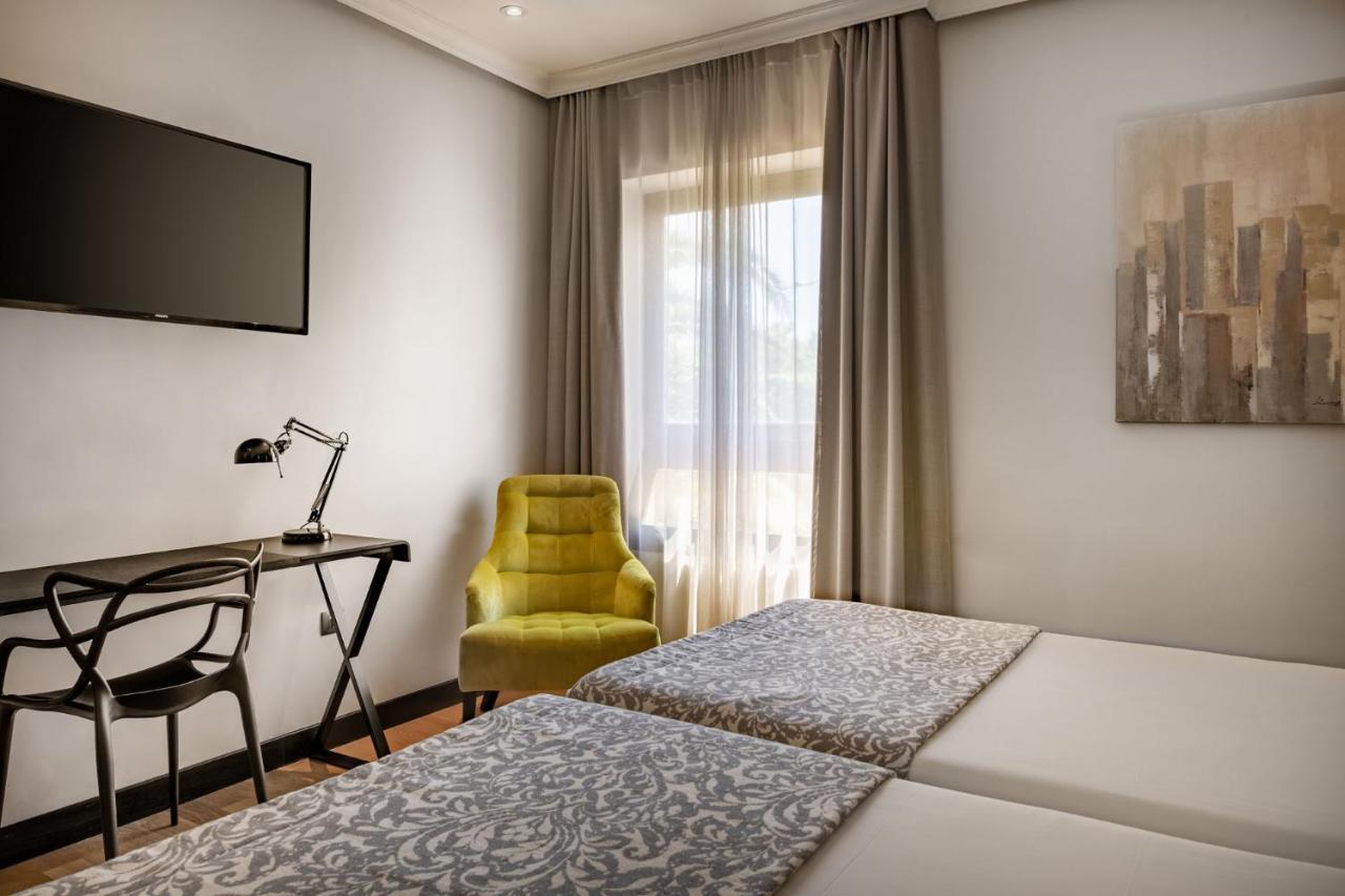 Hotel Parque Real ซิวดัดเรอัล ภายนอก รูปภาพ