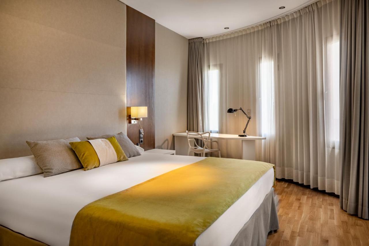Hotel Parque Real ซิวดัดเรอัล ภายนอก รูปภาพ