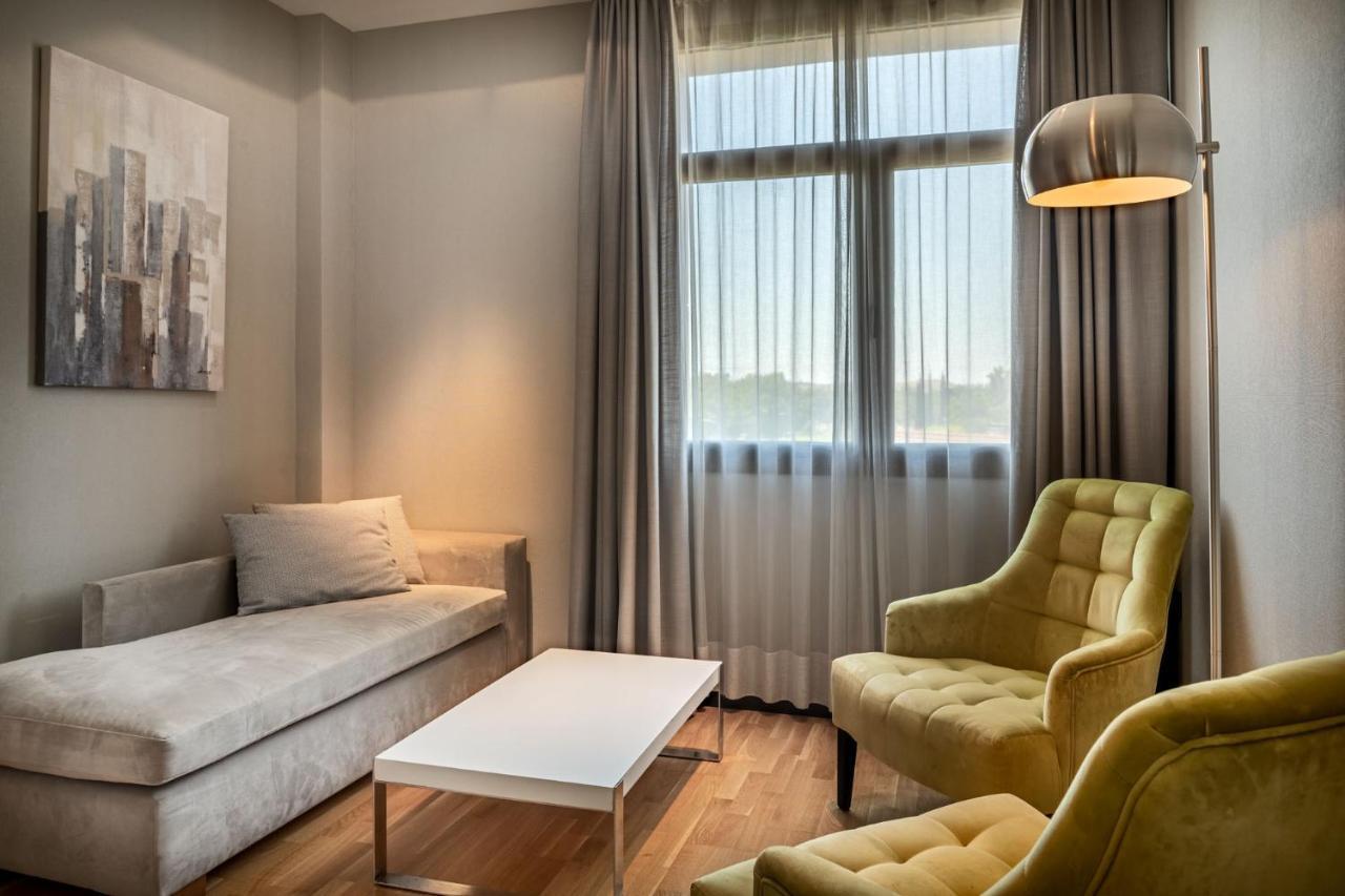 Hotel Parque Real ซิวดัดเรอัล ภายนอก รูปภาพ