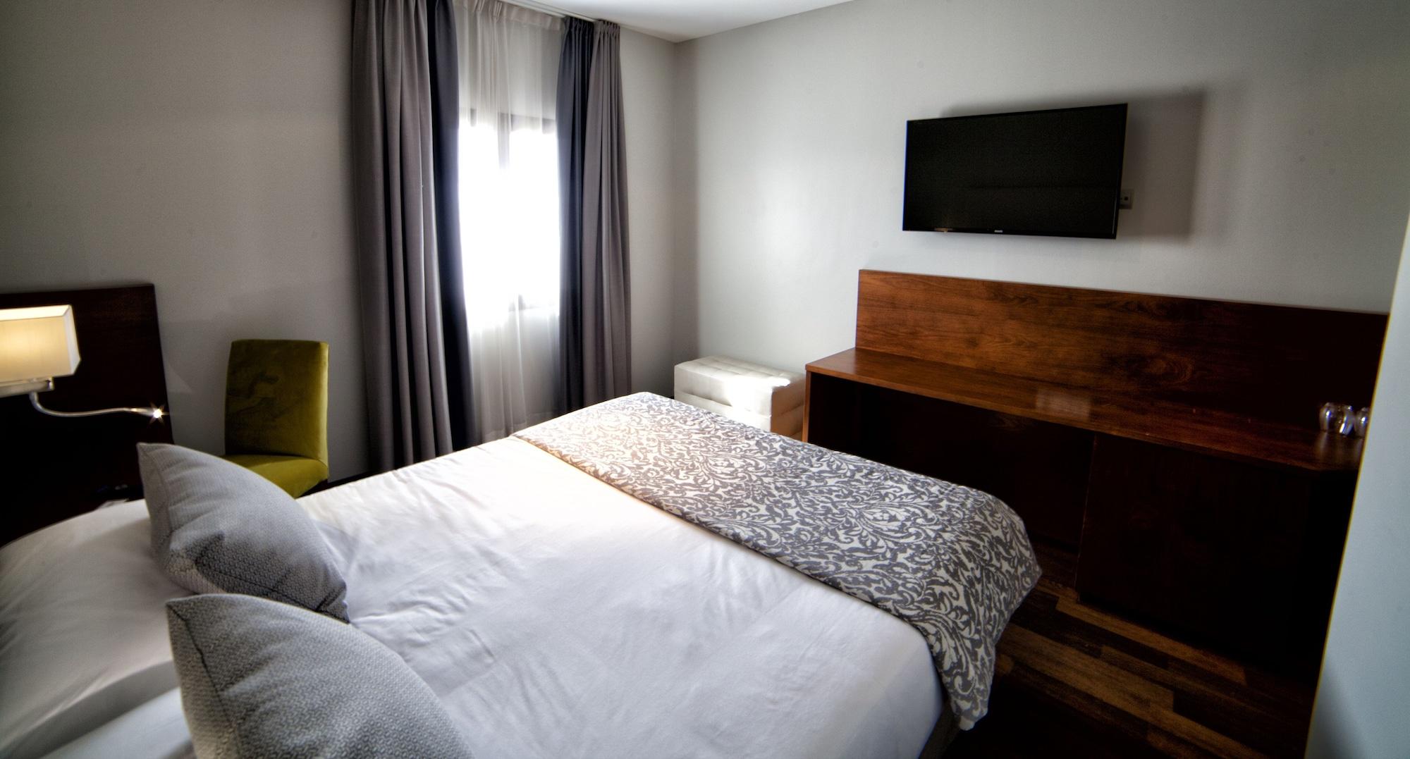 Hotel Parque Real ซิวดัดเรอัล ภายนอก รูปภาพ