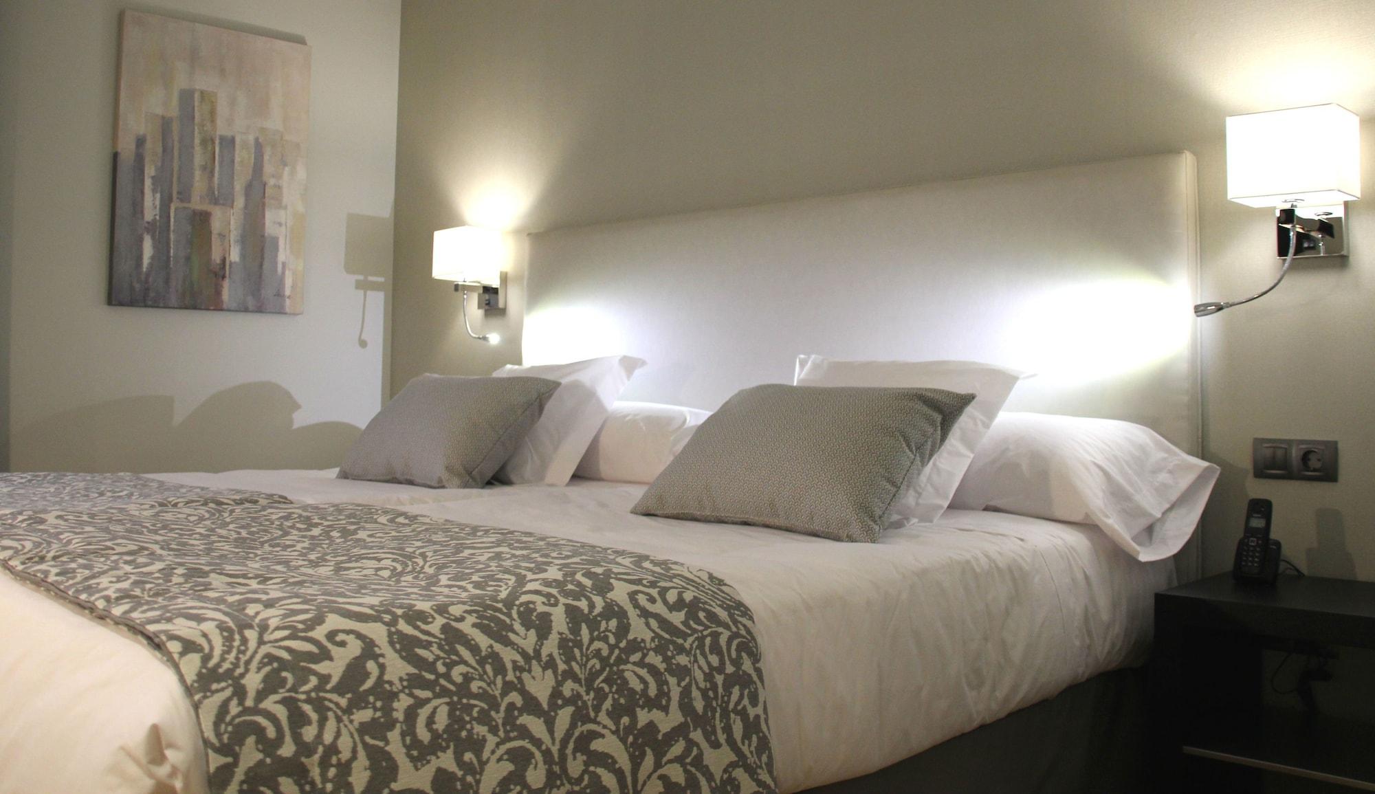 Hotel Parque Real ซิวดัดเรอัล ภายนอก รูปภาพ